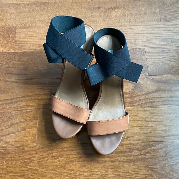 EUC Steve Madden Roperr Wedge Platform Sandal (9) - Picture 4 of 7